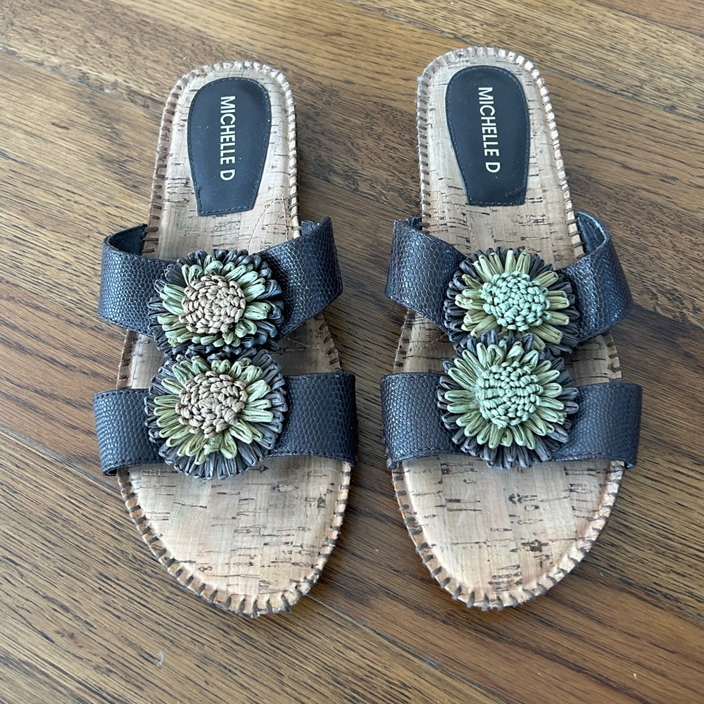Michelle D Sandal